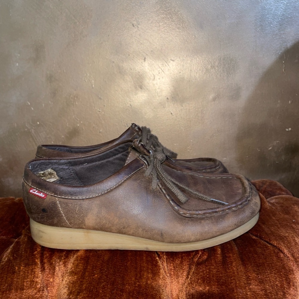 Clarks Wallabees